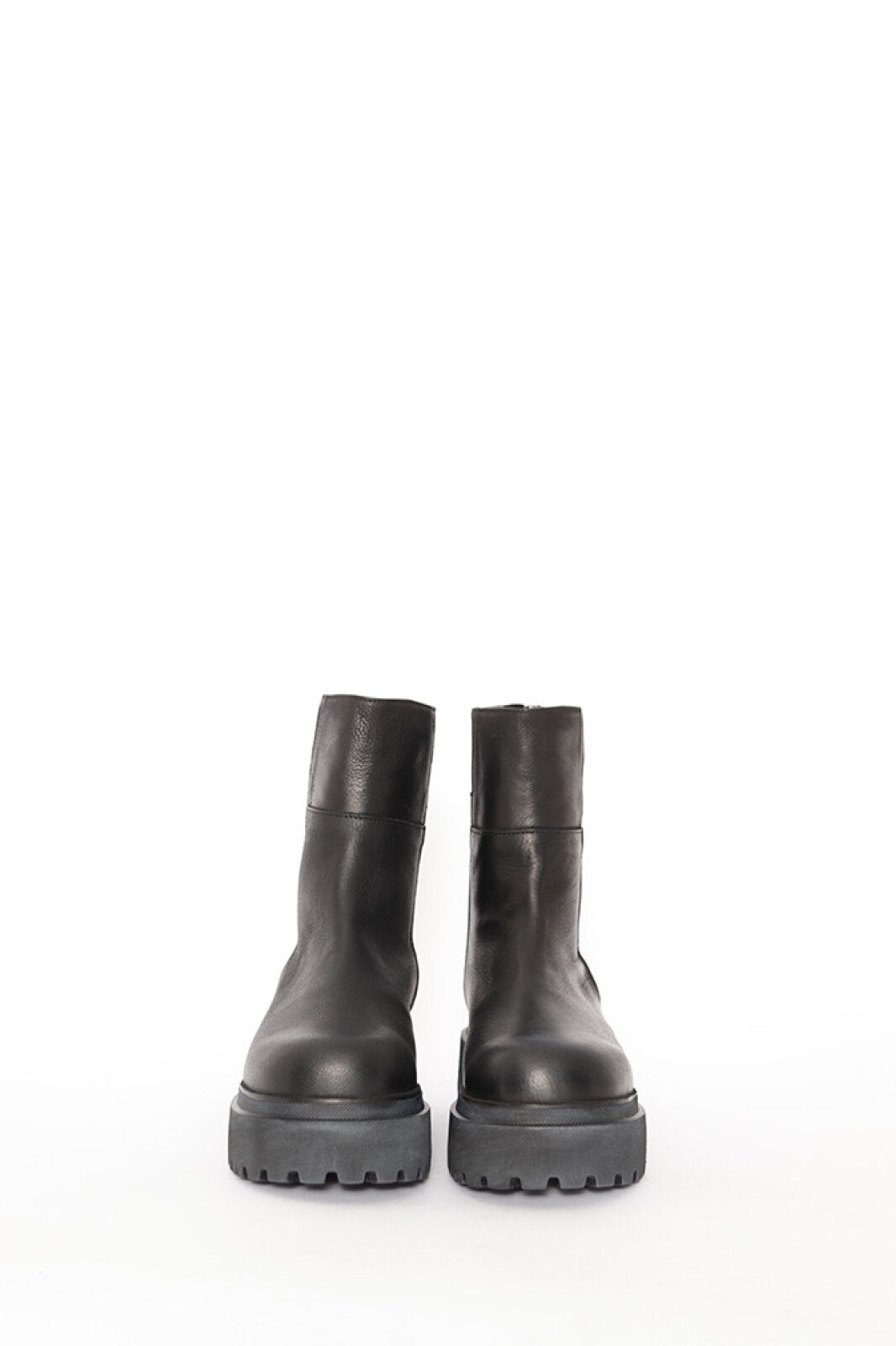 LOFINA Boots