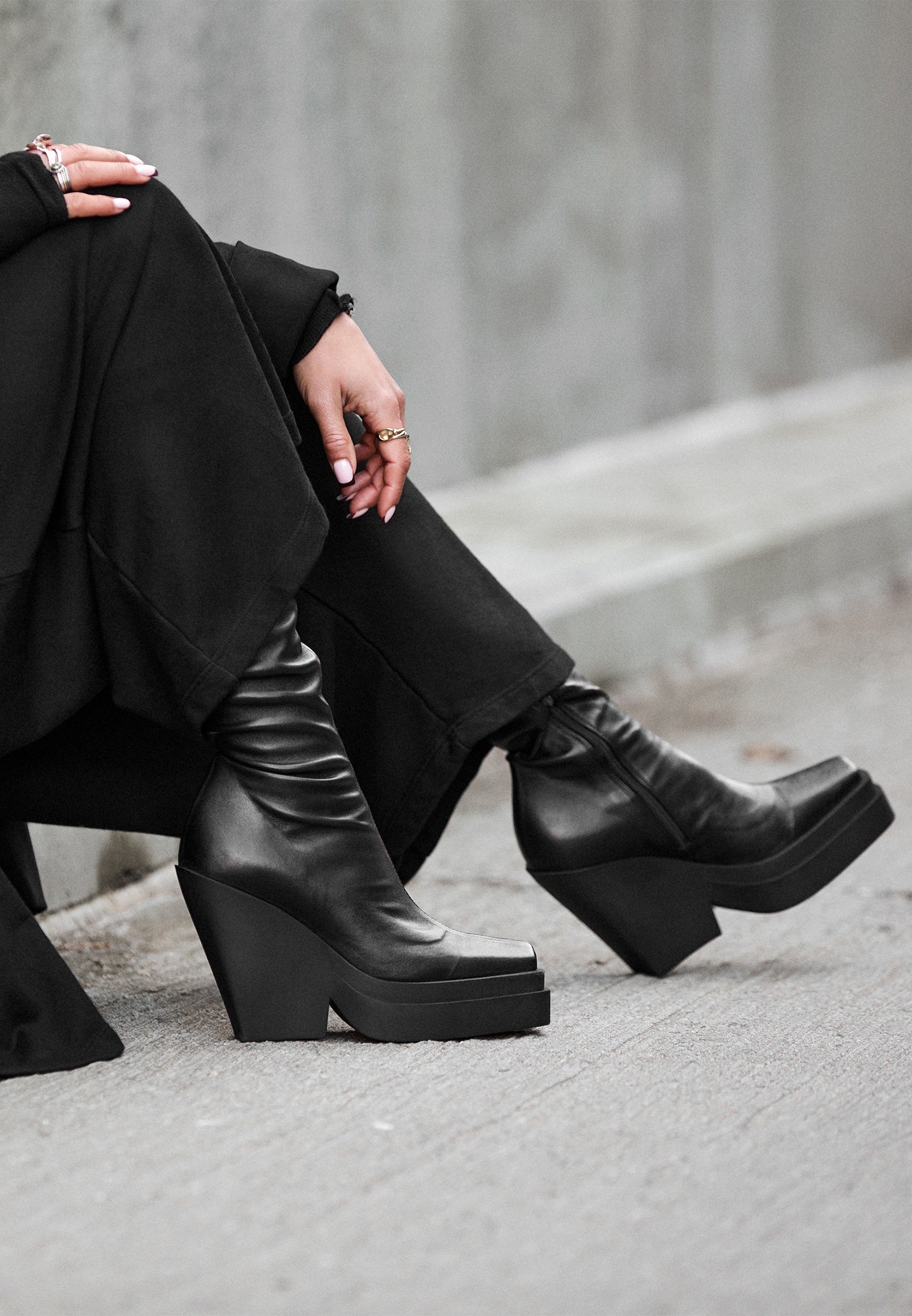 LOFINA Boots long with Zipper